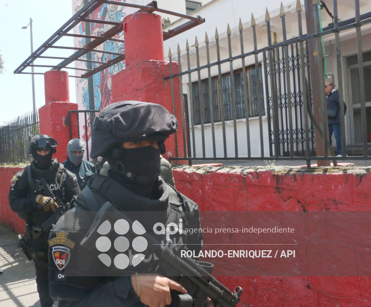 ALLANAMIENTO SEDE REVOLUCION CIUDADANA