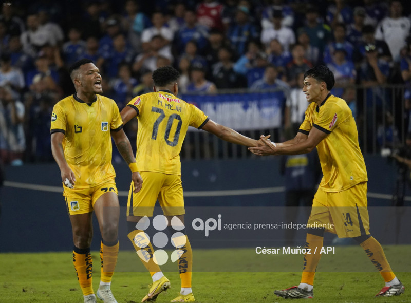 FBL-LIGAECUABET-EMELEC-DELFIN