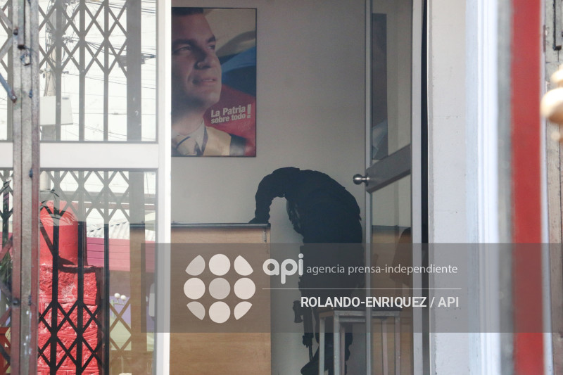 ALLANAMIENTO SEDE REVOLUCION CIUDADANA