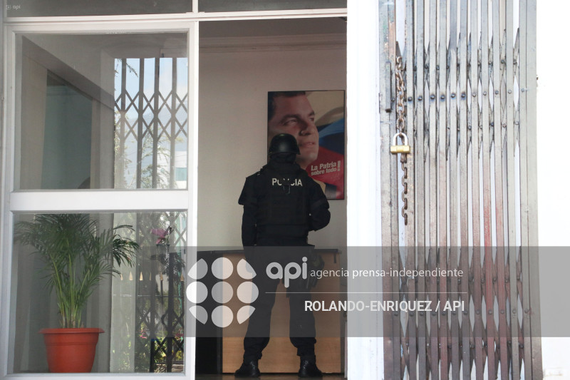 ALLANAMIENTO SEDE REVOLUCION CIUDADANA