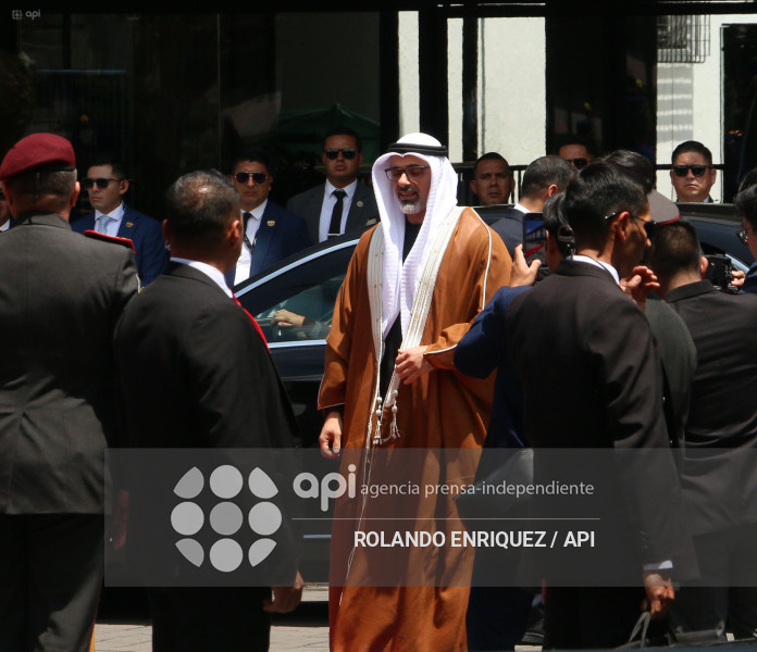 OFRENDA FLORAL PRINCIPE DE ABU DABI