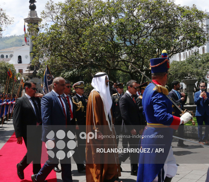 OFRENDA FLORAL PRINCIPE DE ABU DABI