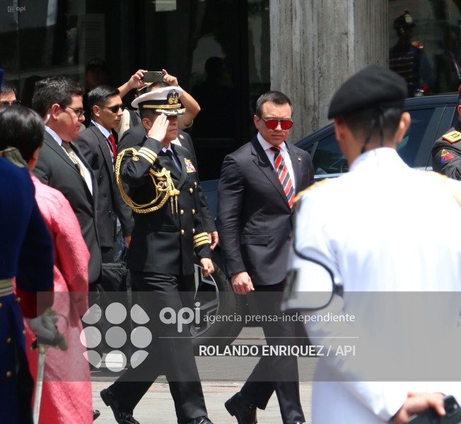 OFRENDA FLORAL PRINCIPE DE ABU DABI