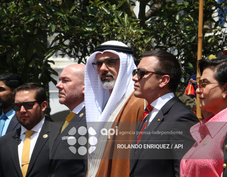 OFRENDA FLORAL PRINCIPE DE ABU DABI