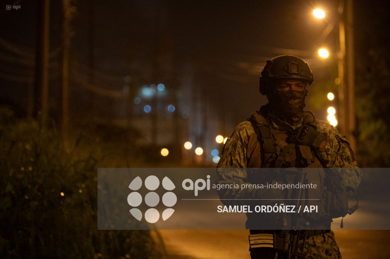 AMBIENTE INCENDIO REFINERIA DE ESMERALDAS