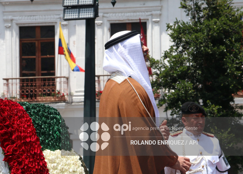 OFRENDA FLORAL PRINCIPE DE ABU DABI