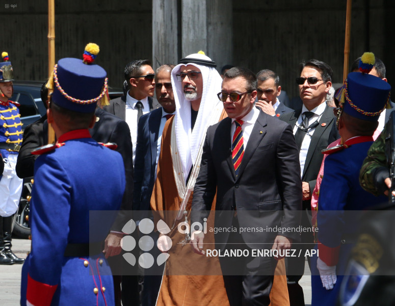 OFRENDA FLORAL PRINCIPE DE ABU DABI