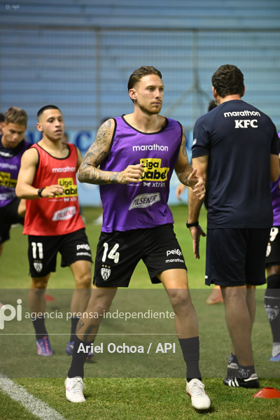 FBL-LIGA ECUABET-MANTA-IDV