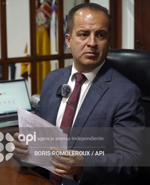 CUENCA-NUEVO FISCAL DEL AZUAY-MARCO FLORES