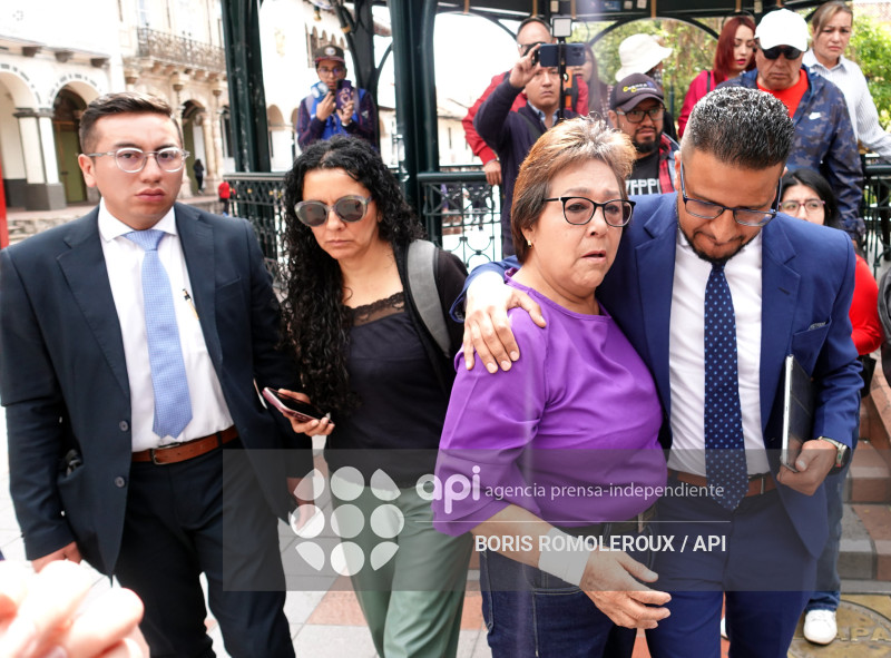 CXUENCA-CASO ROSA TORRES-CONTRA ALCALDE CUENCA