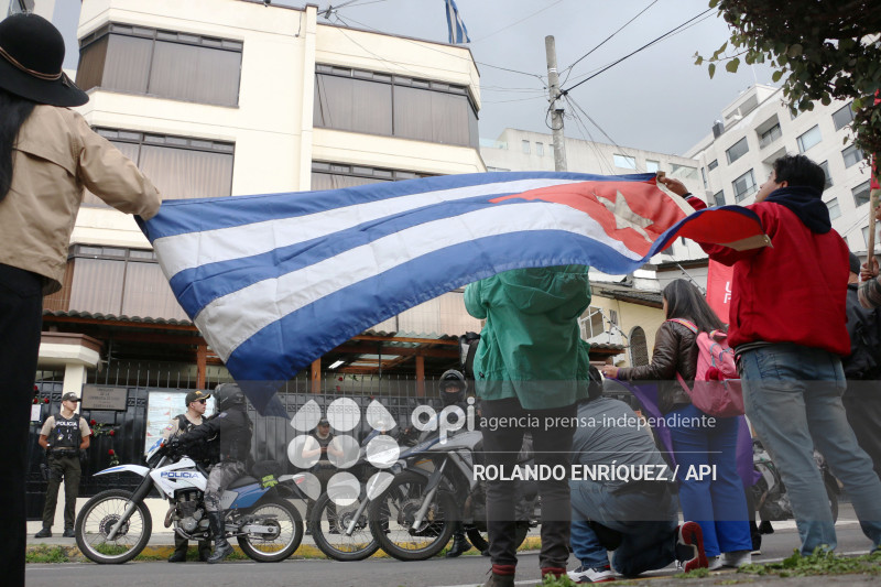 GRUPOS SOCIALES APOYO  A EMBAJADA DE CUBA