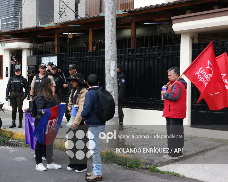 GRUPOS SOCIALES APOYO  A EMBAJADA DE CUBA
