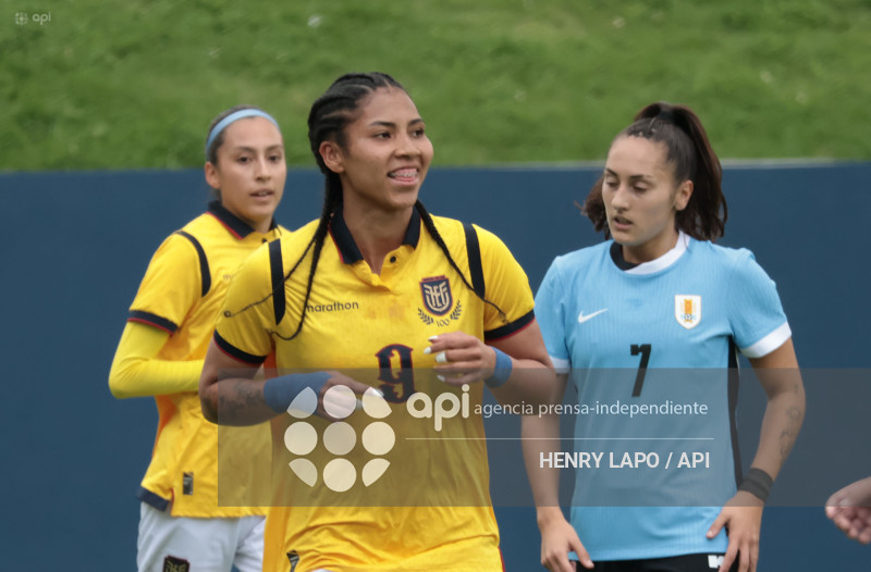 FEMENINO ECUADOR VS URUGAY