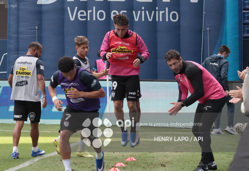 FBL LIGAECUABET  INDEPENDIENTE VS MUSHUC RUNA