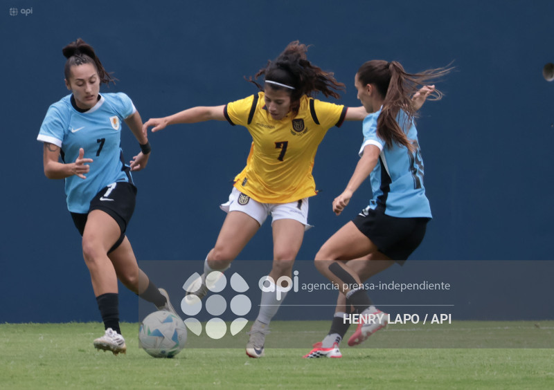 FEMENINO ECUADOR VS URUGAY