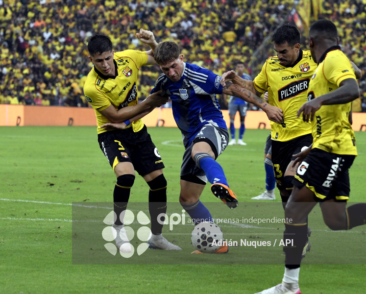 FBL-LIGAECUABET-BARCELONA-EMELEC