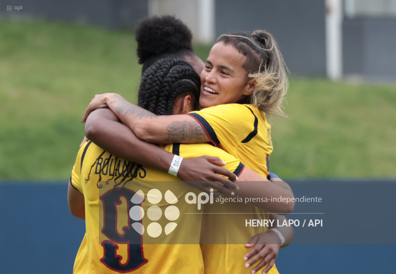 FEMENINO ECUADOR VS URUGAY