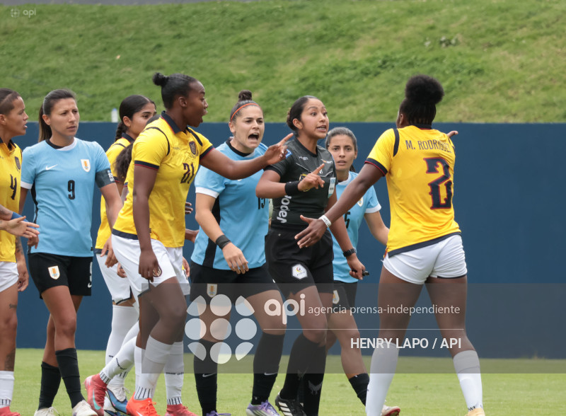 FEMENINO ECUADOR VS URUGAY