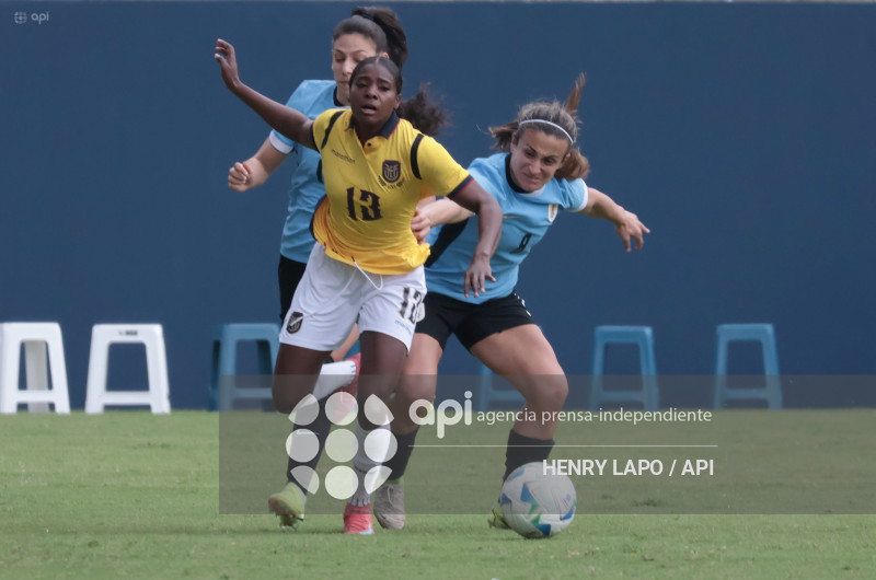FEMENINO ECUADOR VS URUGAY