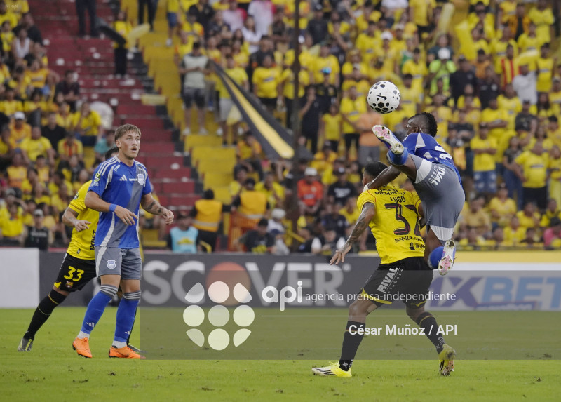 FBL-LIGAECUABET-BARCELONA-EMELEC