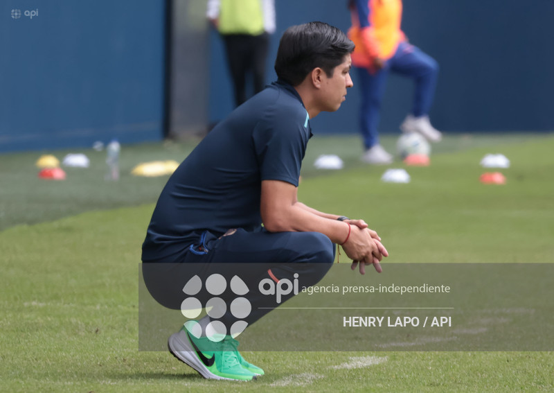 FEMENINO ECUADOR VS URUGAY