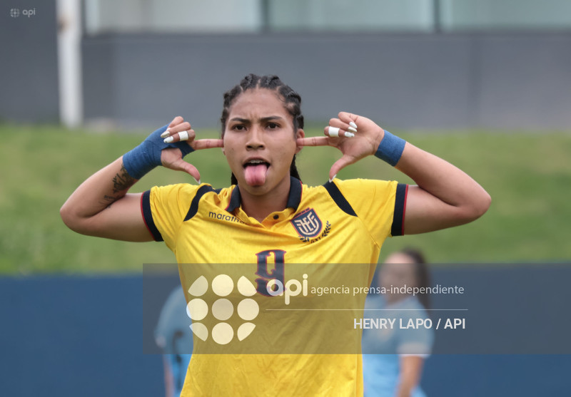 FEMENINO ECUADOR VS URUGAY