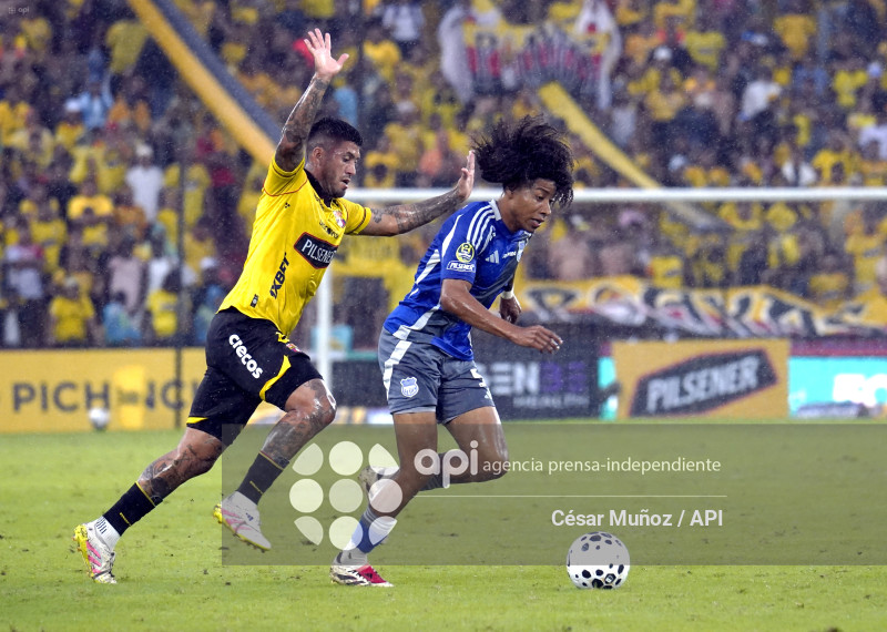 FBL-LIGAECUABET-BARCELONA-EMELEC