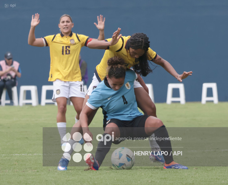 FEMENINO ECUADOR VS URUGAY