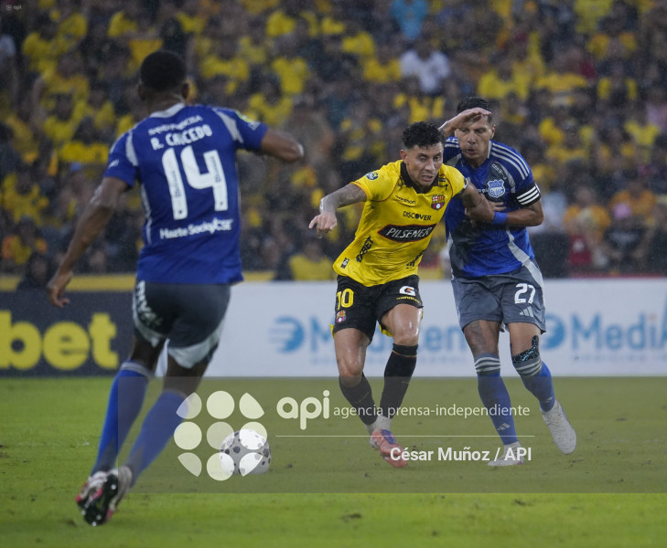 FBL-LIGAECUABET-BARCELONA-EMELEC