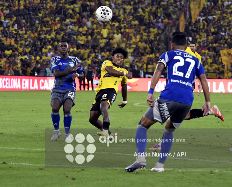 FBL-LIGAECUABET-BARCELONA-EMELEC