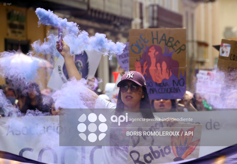 CUENCA-8 M-MARCHA DIA DE LA MUJER
