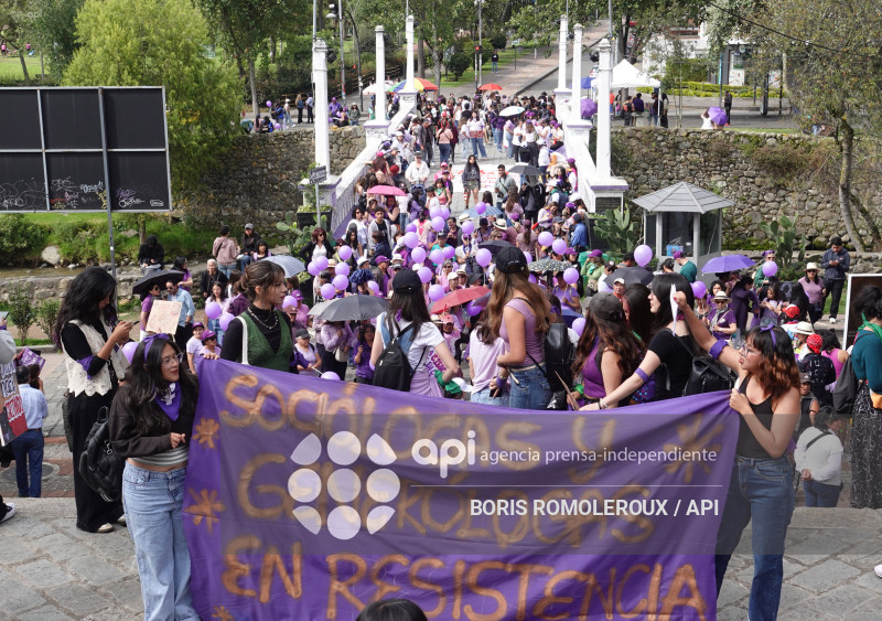 CUENCA-8 M-MARCHA DIA DE LA MUJER