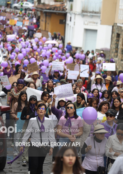 CUENCA-8 M-MARCHA DIA DE LA MUJER