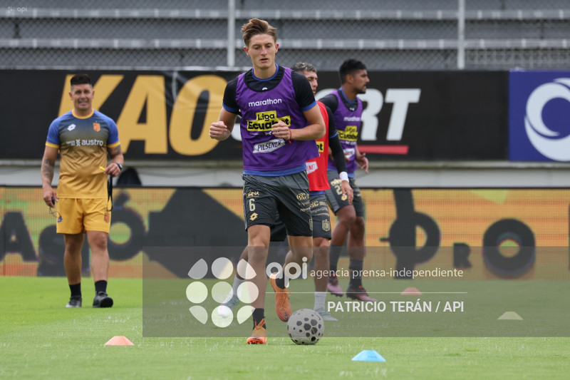 FBL LIGA ECUABET AUCAS VS CUENCA