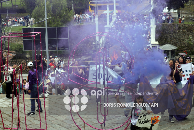 CUENCA-8 M-MARCHA DIA DE LA MUJER