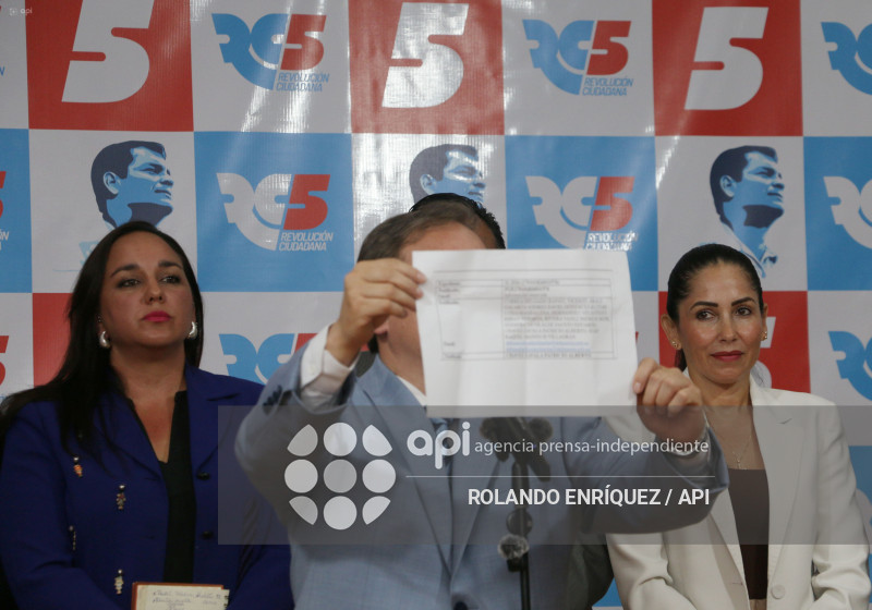 RUEDA DE PRENSA DE REVOLUCION CIUDADANA