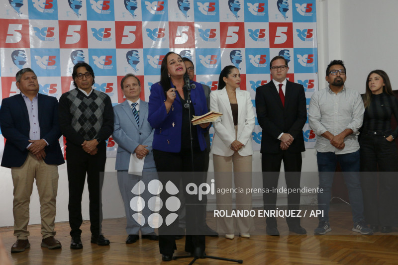 RUEDA DE PRENSA DE REVOLUCION CIUDADANA