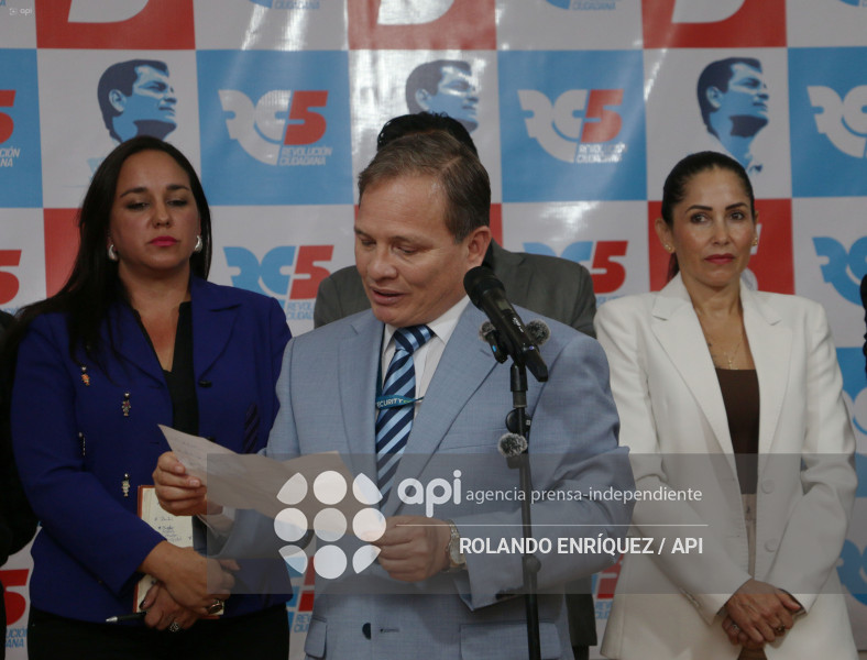 RUEDA DE PRENSA DE REVOLUCION CIUDADANA