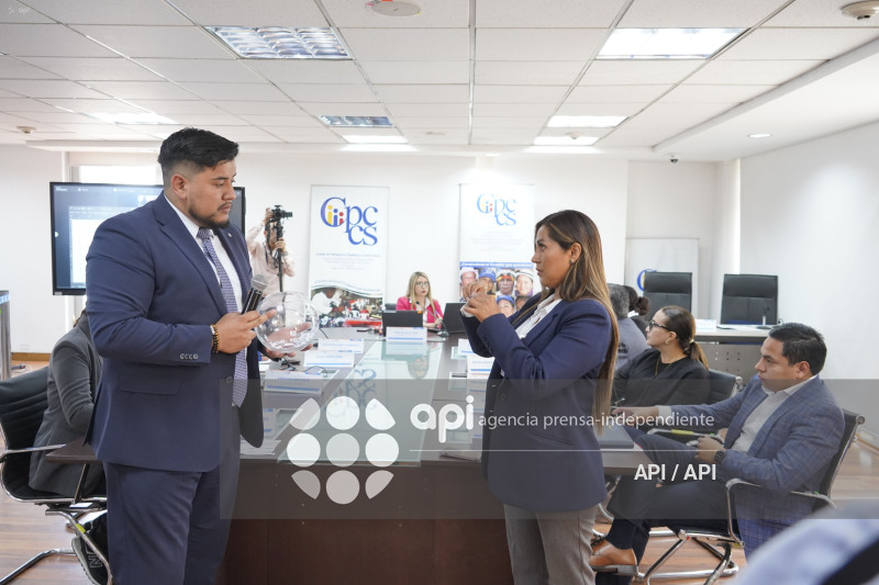 CPCCS REALIZA SORTEO EXPEDIENTES CANDIDATOS A FISCAL