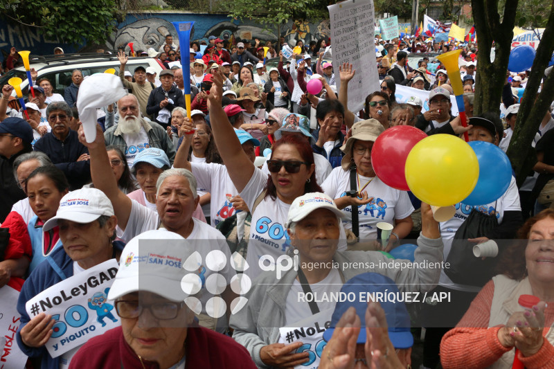 MARCHA ADULTOS MAYORES