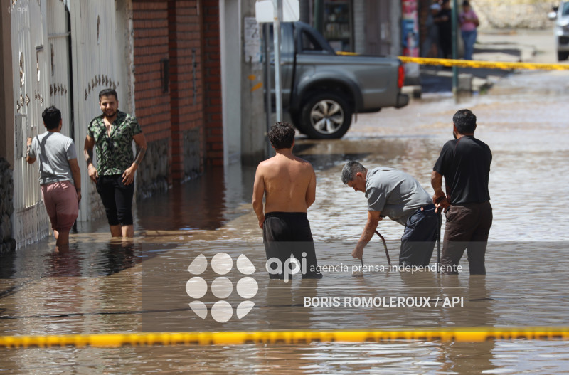 CUENCA-RIO YANUNCAY DESBORDE