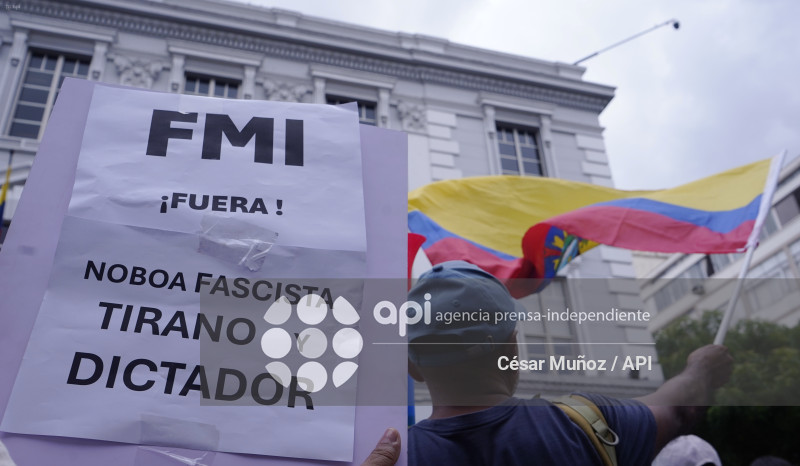 GYE-MARCHA CONTRA NOBOA