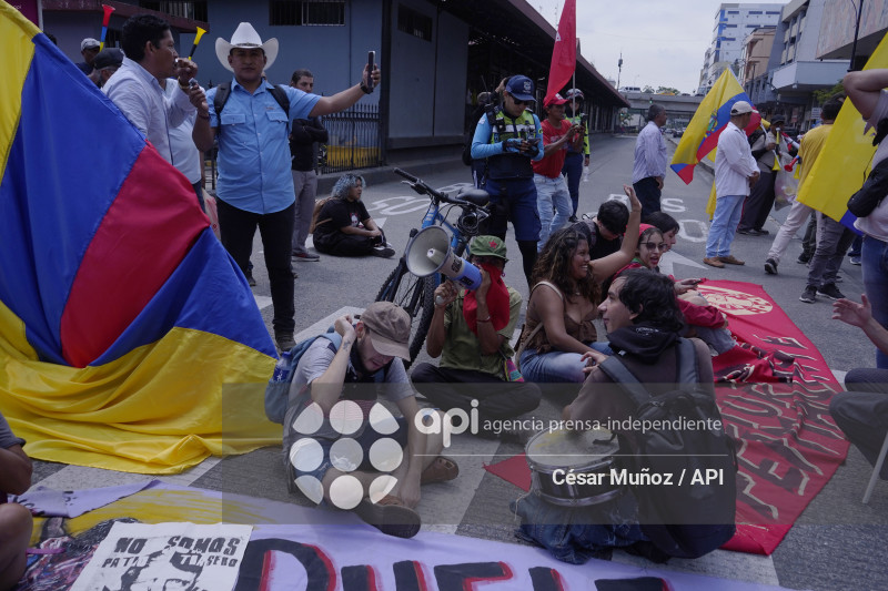 GYE-MARCHA CONTRA NOBOA