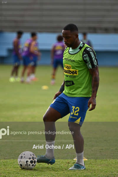 FBL-LIGA ECUABET-DELFIN-MANTA