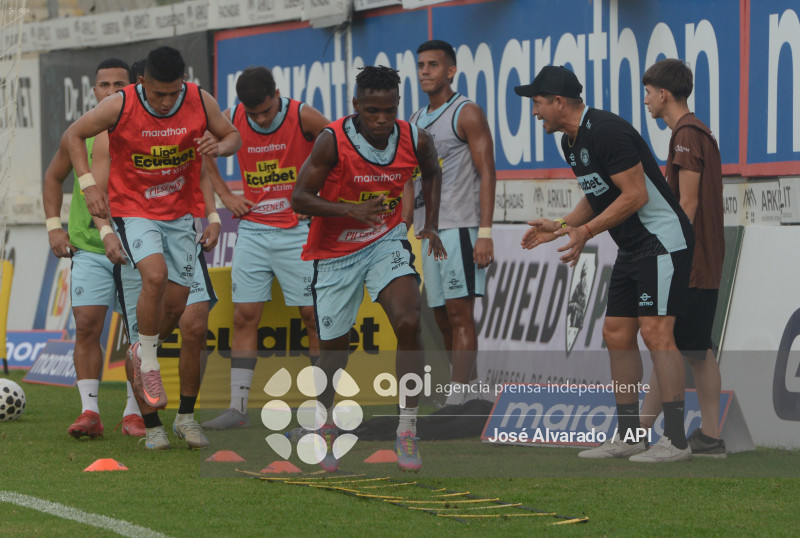 FBL-LIGAECUABET-GUAYAQUIL-BARCELONA