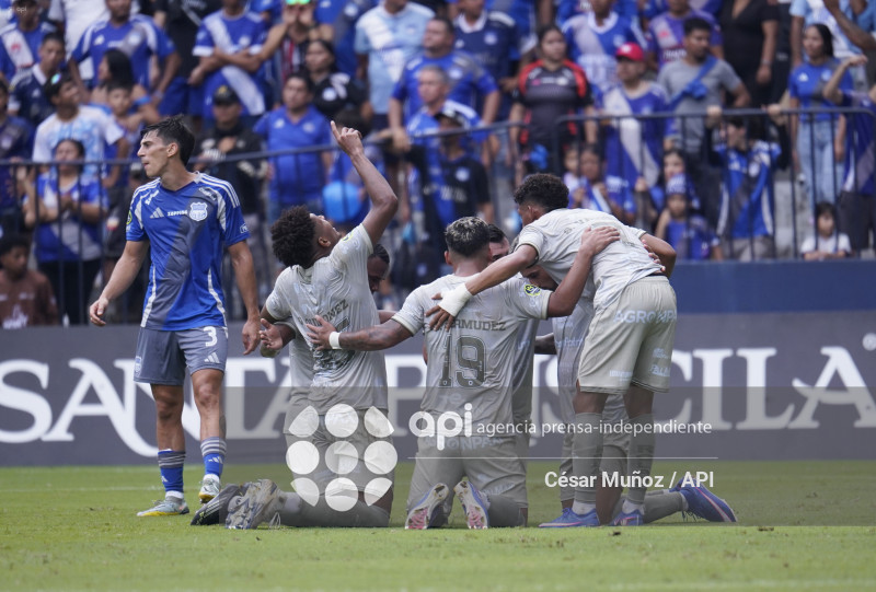 FBL-LIGAECUABET-EMELEC-ORENSE