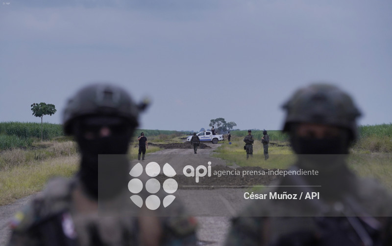 GYE-INHABILATACION PISTA