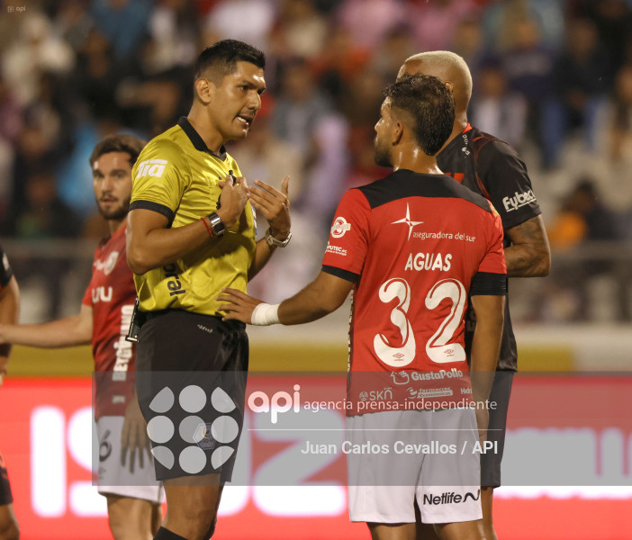 FBL-LIGAECUABET-LEONES FC-LIGA DE QUITO