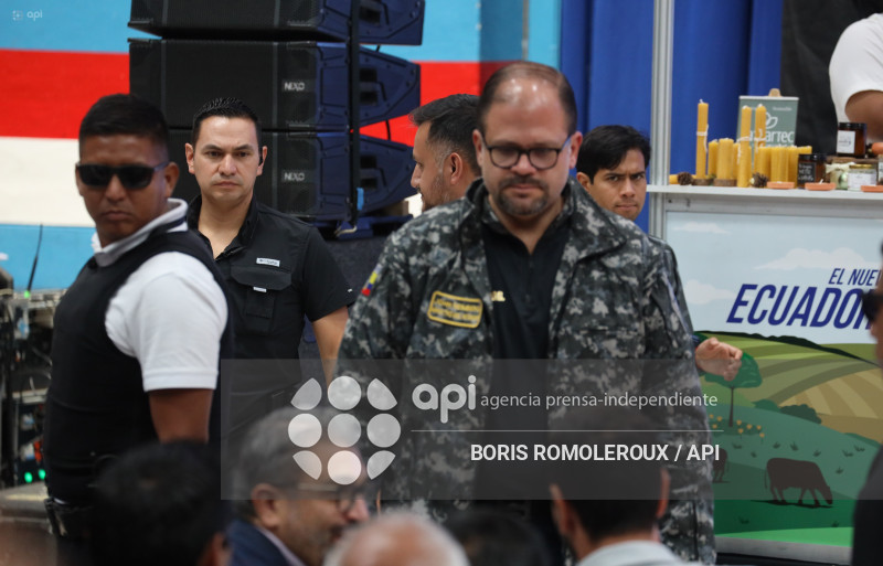 CUENCA-PRESIDENTE DANIEL NOBOA