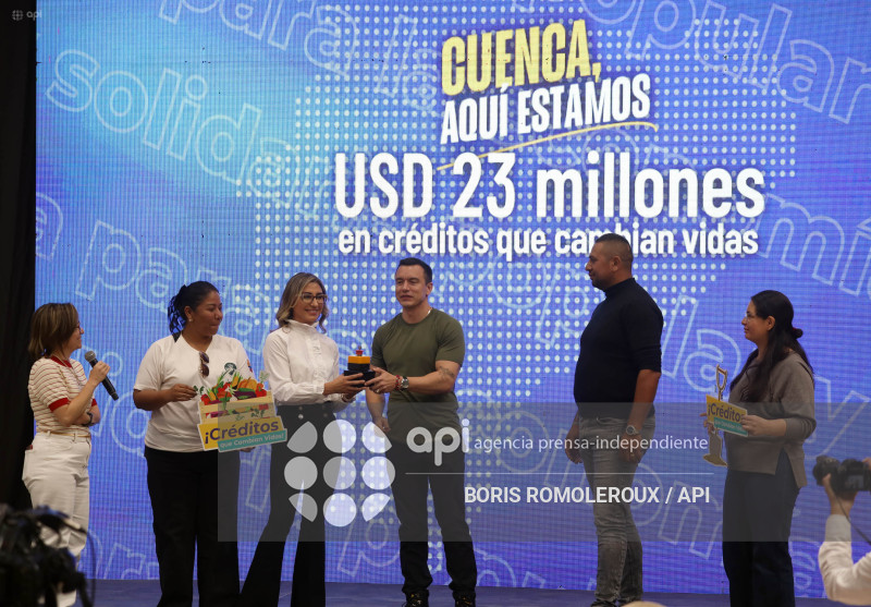 CUENCA-PRESIDENTE DANIEL NOBOA